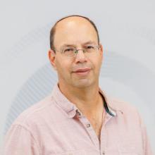 פרופ' אייל רגב